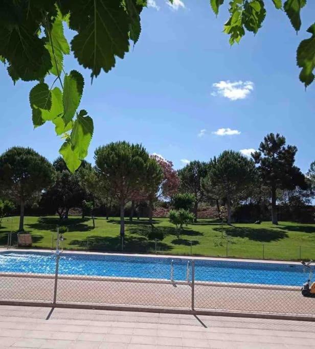 Agradable Casa Con Chimenea Interior Y Barbacoa. Villa Graja de Iniesta Exterior photo