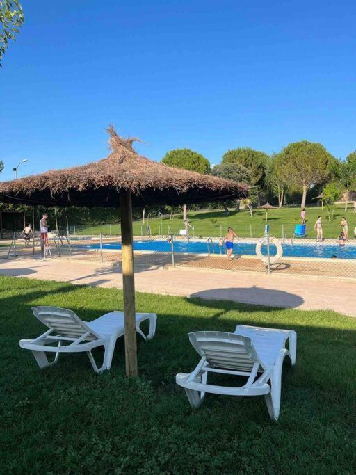 Agradable Casa Con Chimenea Interior Y Barbacoa. Villa Graja de Iniesta Exterior photo